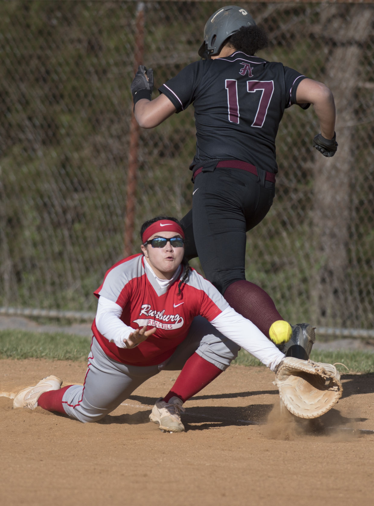 AMH 0404 Softball1